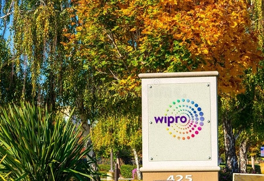 Wipro Lighting collaborates with Aura Air to help Enterprises breathe clean indoor air