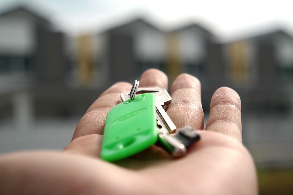 Planning to Take a Personal Loan? Here's What You Need to Keep in Mind Before Applying